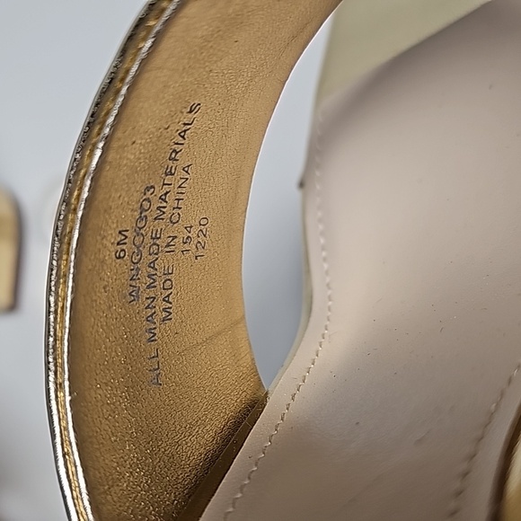 Nine West Gogo Thong Sandals Slides Block Heels Shoes Square Open Toe Gold 6 - Picture 14 of 15